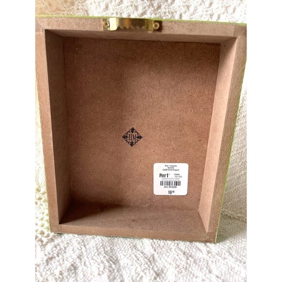 Set Of 3 Pier 1 Easter Plaques With Bunny & Chick Designs Spring - Picture 3 of 9